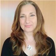 Profesora de inglés, 
*años de experiencia en clases particulares a domicilio / online
*individuales y grupos
*desde infantil hasta adultos
*preparación de exámenes
*apoyo escolar
*viajes